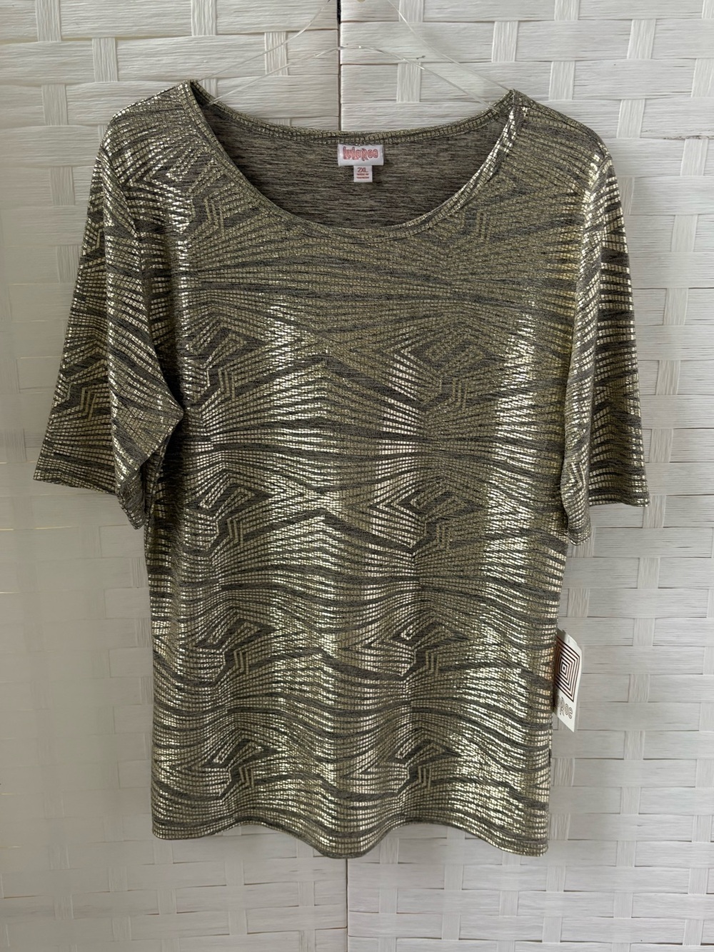 LuLaRoe Size 2X Metallic Gold Short Sleeve Top NWT Runs Small Cocktail Cruise